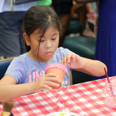 Canyon Hills Branch - Image of child participating in a craft