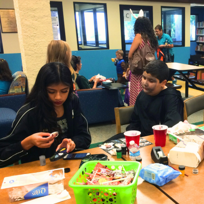 Canyon Hills Branch - Image of children during a working program at the Canyon Hills Branch